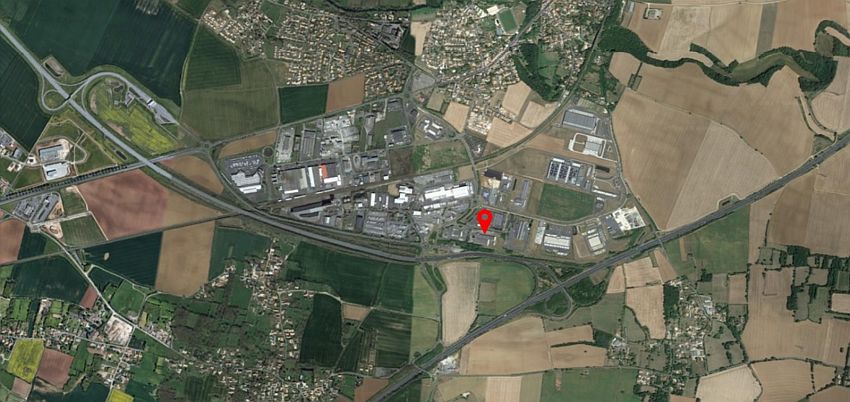 Entrepôt / Local d'activités Location 79260 LA CRECHE  ALLEE EUGENE ROLLAND