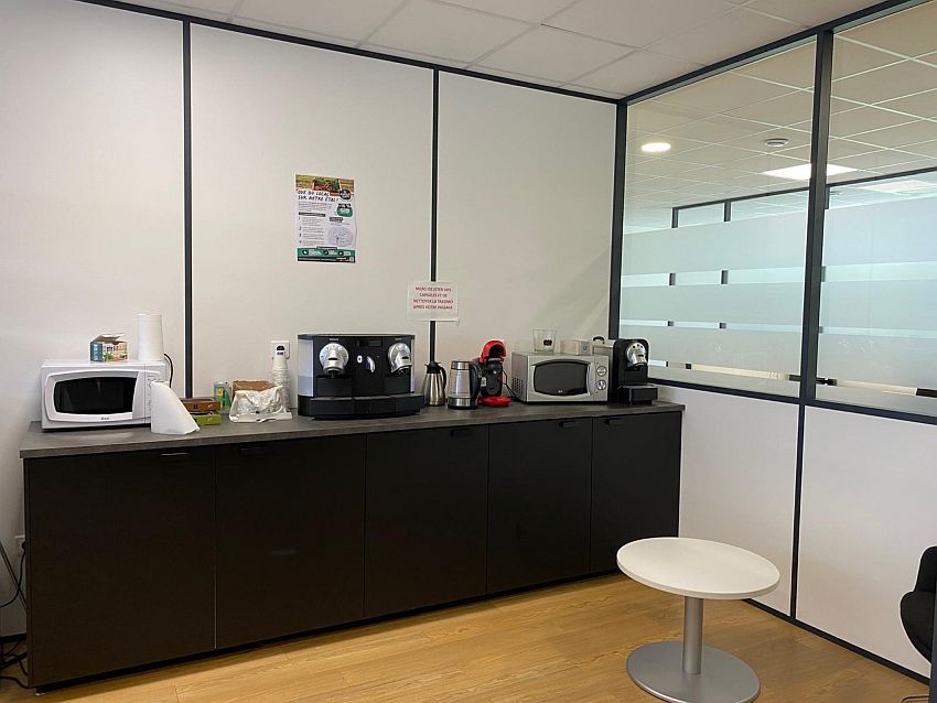 Bureau Location 33185 LE HAILLAN 1 RUE DES COMETES