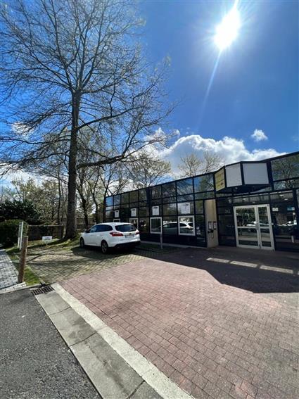 Bureau Location 33600 PESSAC 17 AVENUE LEONARD DE VINCI