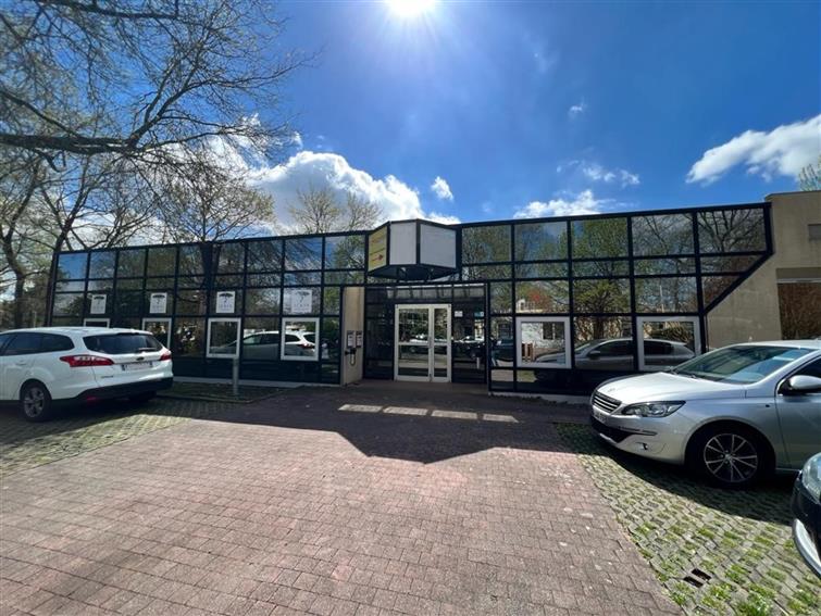 Bureau Location 33600 PESSAC 17 AVENUE LEONARD DE VINCI