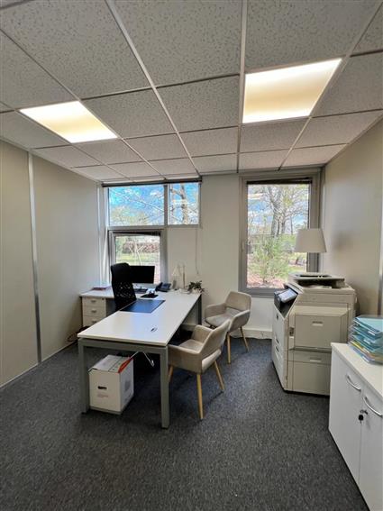 Bureau Location 33600 PESSAC 17 AVENUE LEONARD DE VINCI