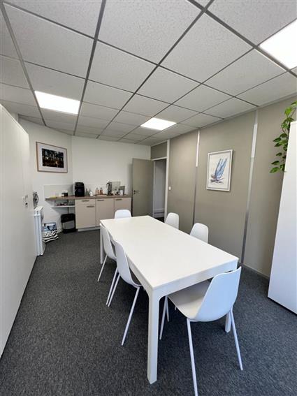 Bureau Location 33600 PESSAC 17 AVENUE LEONARD DE VINCI