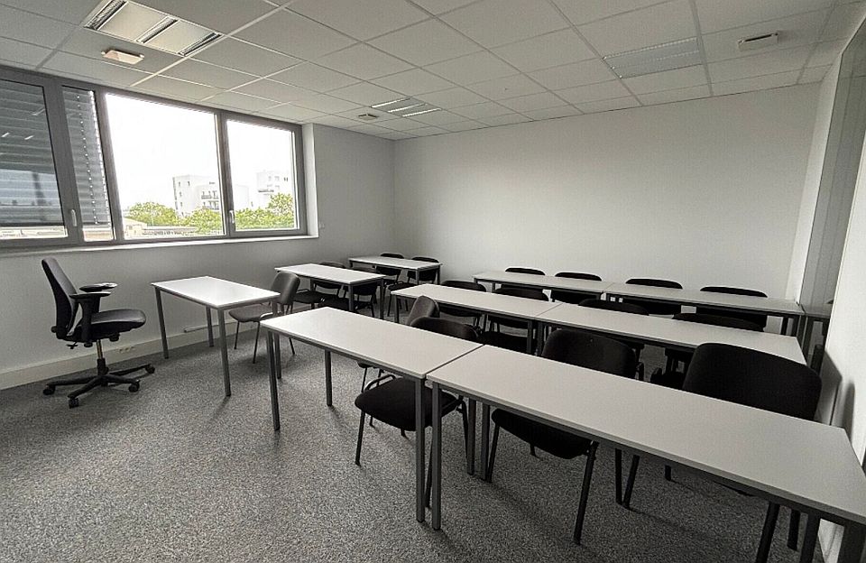 Bureau Location 35700 RENNES 31 RUE GUY ROPARTZ