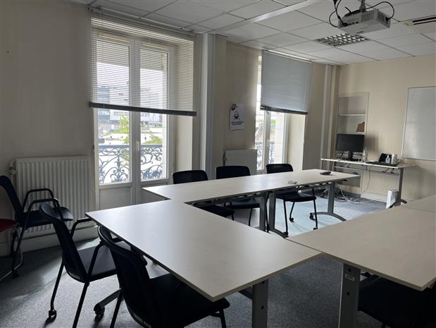 Bureau Location 35000 RENNES 2 PLACE DE LA GARE