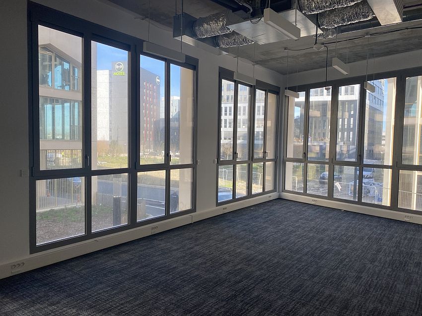 Bureau Vente 33800 BORDEAUX 12-16 RUE DES MOTS PASSANTS