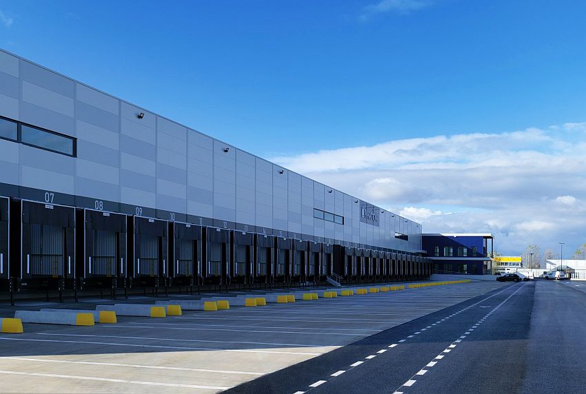 Entrepôt / Local d'activités Vente/Location 69125 COLOMBIER SAUGNIEU