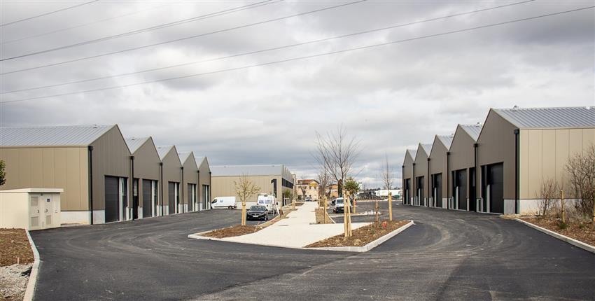 Local d'activités Vente 69780 TOUSSIEU