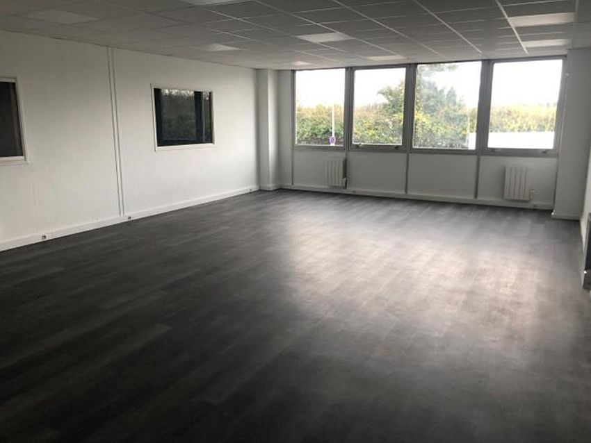 Local d'activités Location 94460 VALENTON