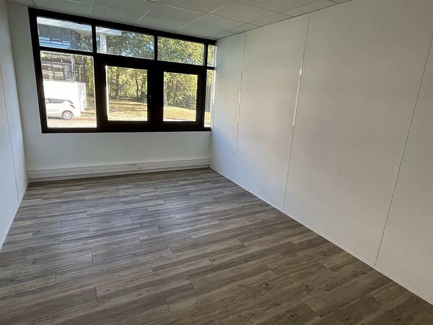 Bureau Location 44300 NANTES 8 BOULEVARD EINSTEIN