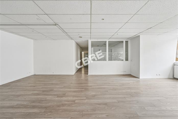 Bureau Location 95000 CERGY