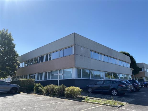 Bureau Location 35170 BRUZ