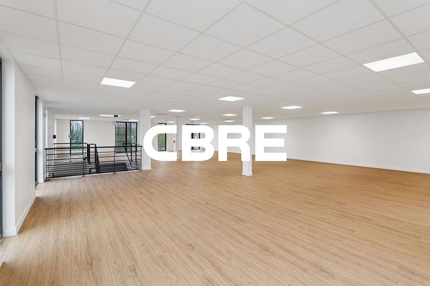 Local d'activités Location 77181 COURTRY