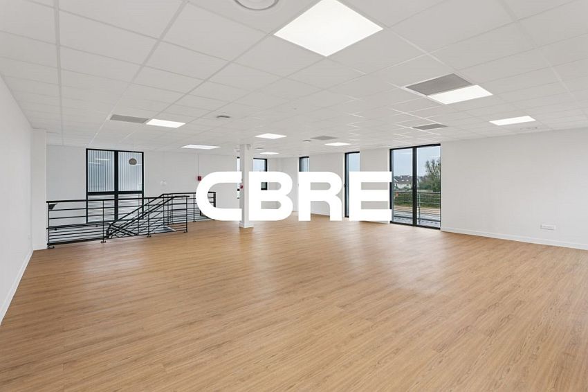 Local d'activités Location 77181 COURTRY