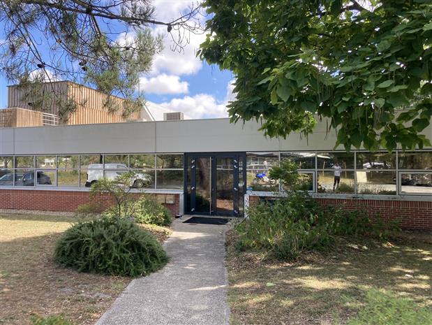 Bureau Location 33700 MERIGNAC 4 AVENUE GRAHAM BELL