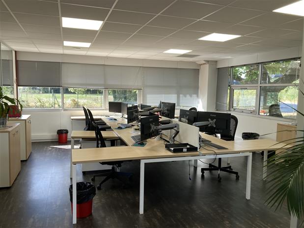 Bureau Location 33700 MERIGNAC 4 AVENUE GRAHAM BELL