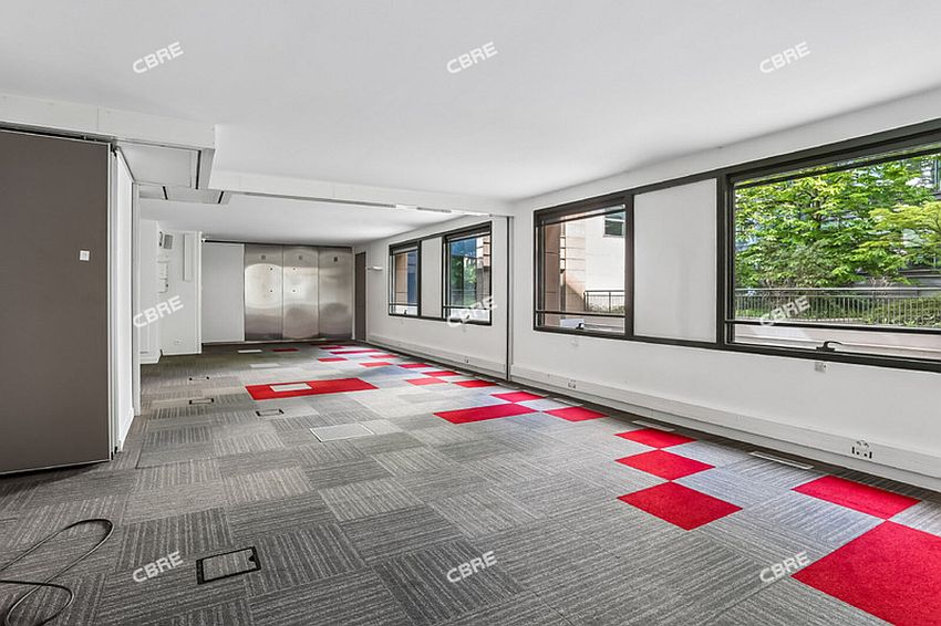 Bureau Location 92130 ISSY LES MOULINEAUX 21-23 RUE CAMILLE DESMOULINS