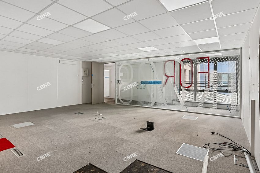 Bureau Location 92130 ISSY LES MOULINEAUX 21-23 RUE CAMILLE DESMOULINS