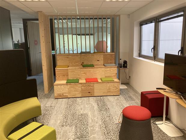 Bureau Location 33185 LE HAILLAN 3 RUE ADRIENNE BOLLAND