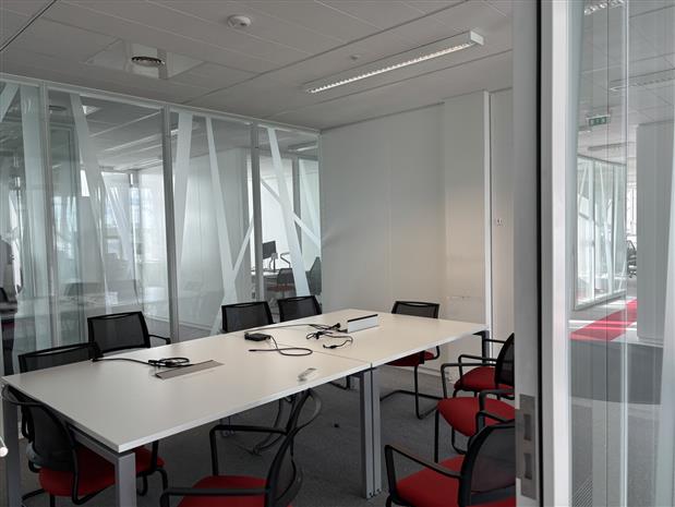 Bureau Location 69120 VAULX EN VELIN 5-9 AVENUE BATAILLON CARMAGNOLE LIBERTE