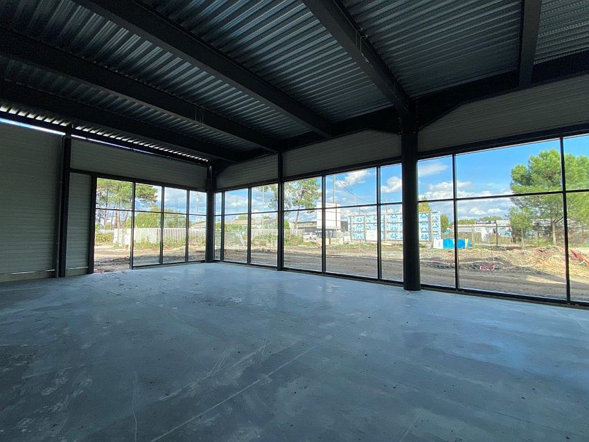 Local d'activités Location 33185 LE HAILLAN 3 RUE TOUSSAINT CATROS