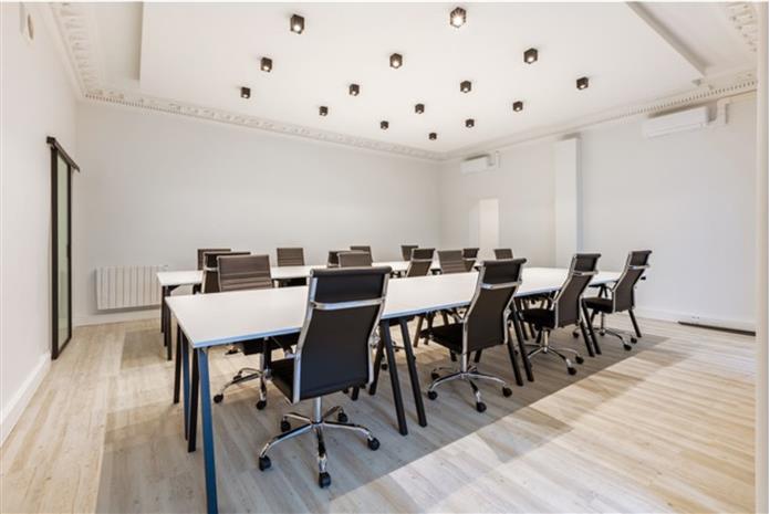 Bureau Location 75009 PARIS 28 RUE DE TREVISE