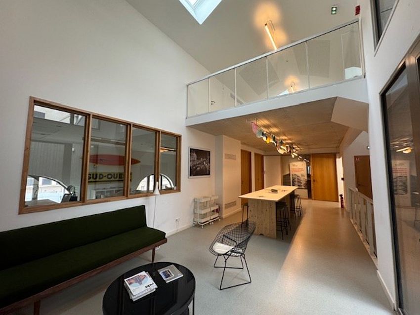 Bureau Location 33800 BORDEAUX 51 RUE DE LA COMPAGNIE DU MIDI