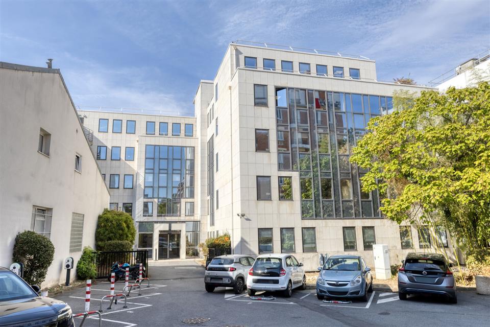 Bureau Location 92240 MALAKOFF 76 AVENUE PIERRE BROSSOLETTE