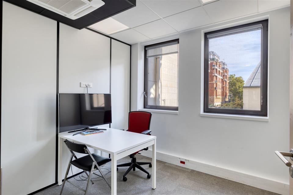Bureau Location 92240 MALAKOFF 76 AVENUE PIERRE BROSSOLETTE