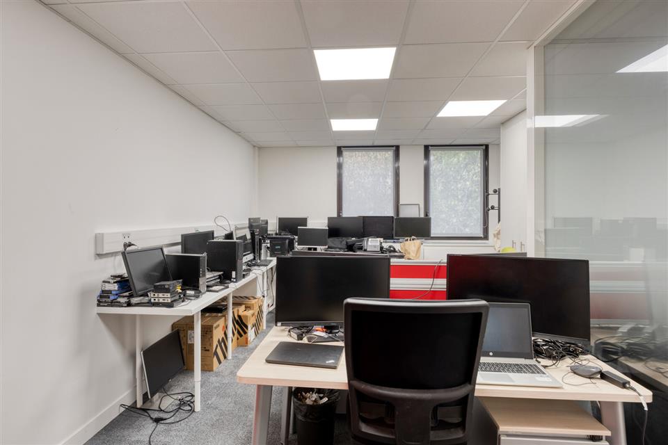 Bureau Location 92240 MALAKOFF 76 AVENUE PIERRE BROSSOLETTE