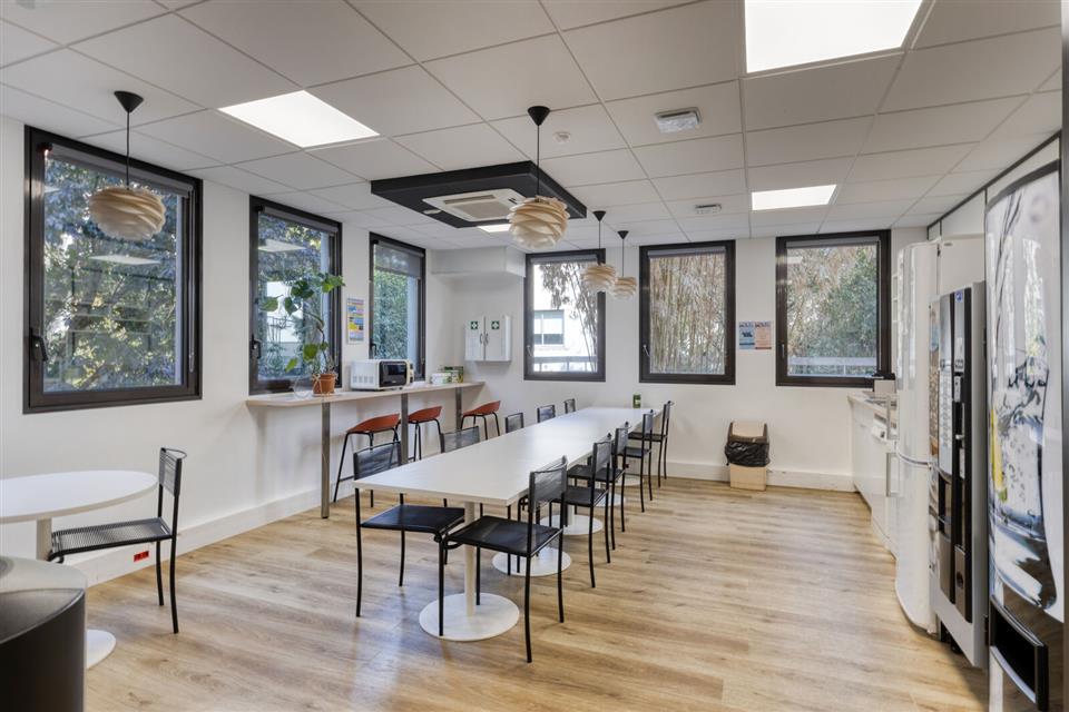 Bureau Location 92240 MALAKOFF 76 AVENUE PIERRE BROSSOLETTE