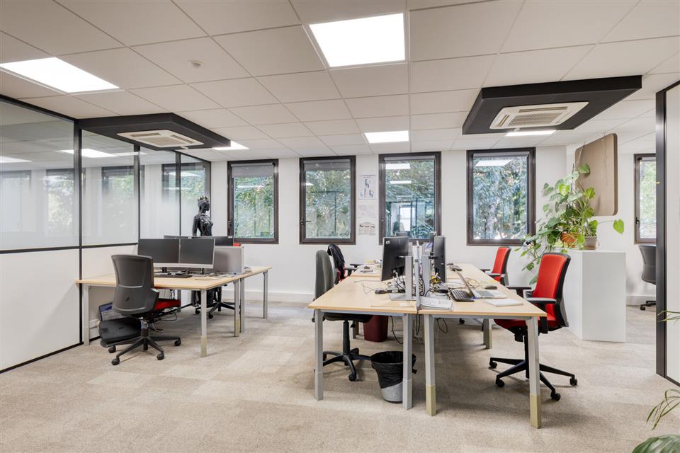 Bureau Location 92240 MALAKOFF 76 AVENUE PIERRE BROSSOLETTE
