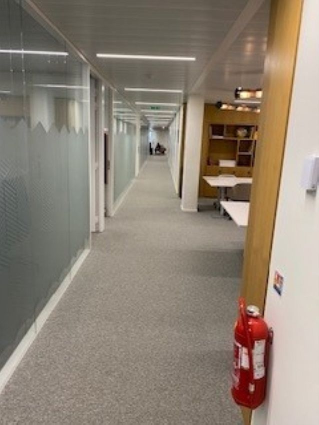 Bureau Location 92800 PUTEAUX 1 COURS VALMY