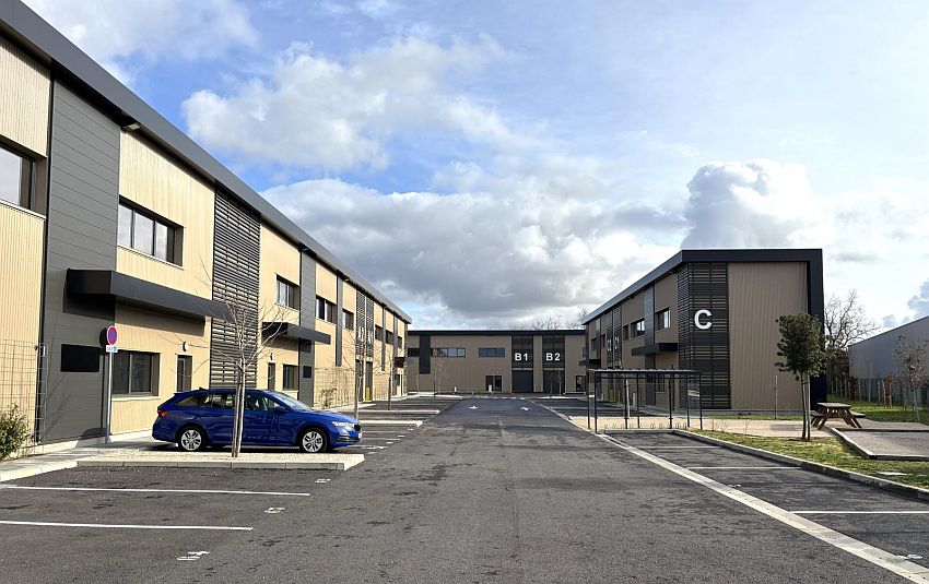 Local d'activités Location 31140 LAUNAGUET