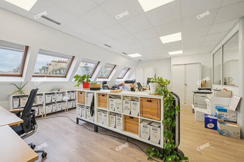 Bureau Location 75018 PARIS