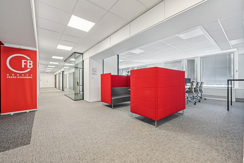 Bureau Location 75116 PARIS 36-42 AVENUE RAYMOND POINCARE