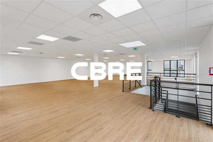 Local d'activités Location 77181 COURTRY