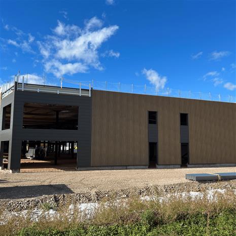 Local d'activités Vente/Location 42300 ROANNE