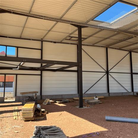 Local d'activités Vente/Location 42300 ROANNE