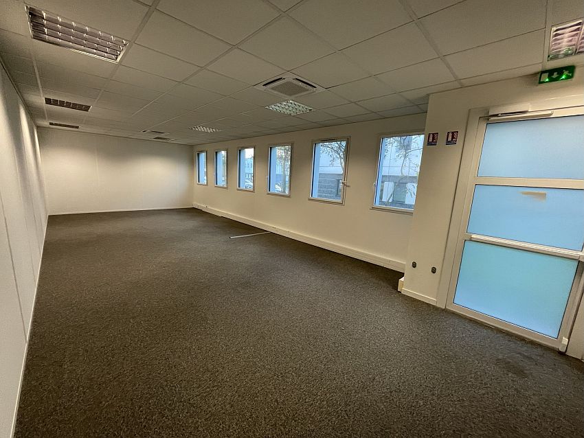 Bureau Location 44300 NANTES 11 RUE DU CHEMIN ROUGE