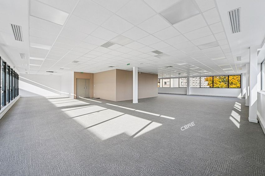 Local d'activités Location 92220 BAGNEUX