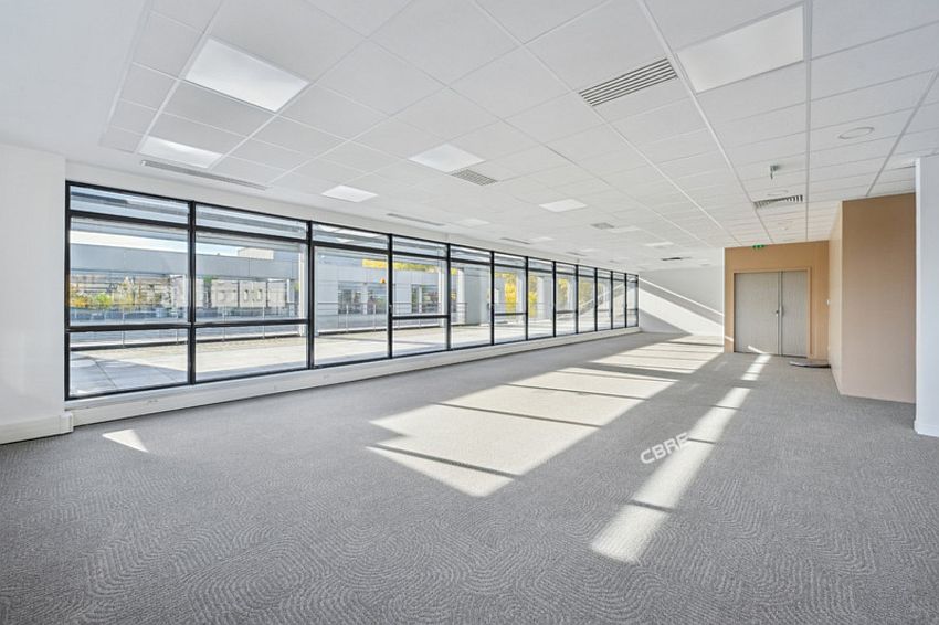 Local d'activités Location 92220 BAGNEUX