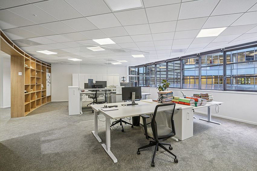 Bureau Location 75008 PARIS 40-44 RUE DE COURCELLES