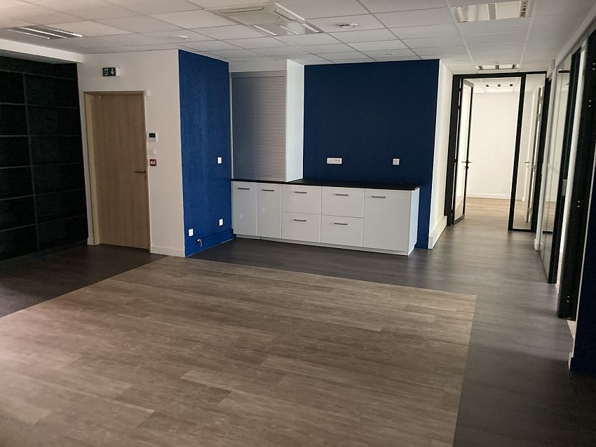 Bureau Location 44800 ST HERBLAIN 1-3 IMPASSE SERGE REGGIANI