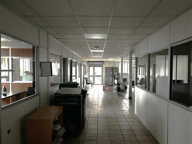 Local d'activités Vente/Location 69150 DECINES CHARPIEU 24 RUE PAUL ET MARC BARBEZAT