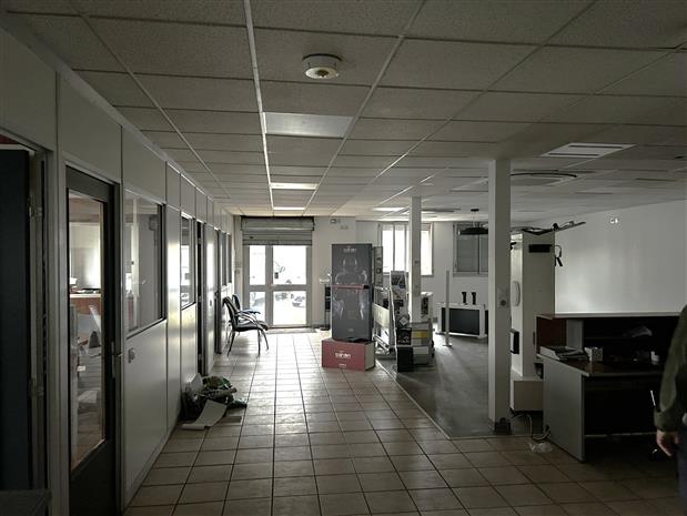 Local d'activités Vente/Location 69150 DECINES CHARPIEU 24 RUE PAUL ET MARC BARBEZAT