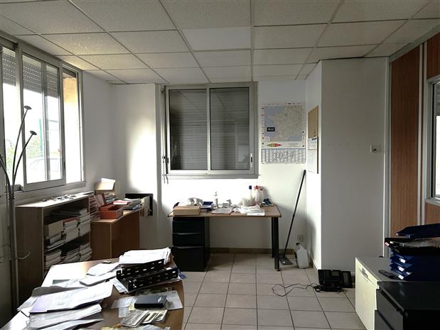 Local d'activités Vente/Location 69150 DECINES CHARPIEU 24 RUE PAUL ET MARC BARBEZAT