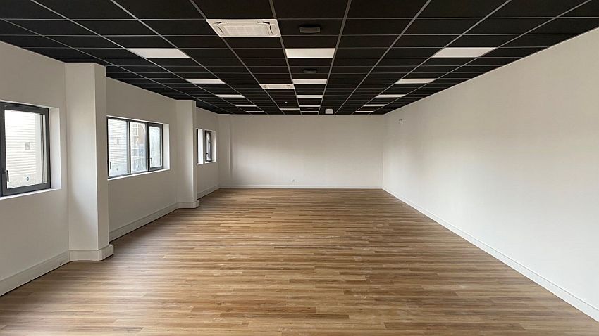 Local d'activités Location 77181 COURTRY