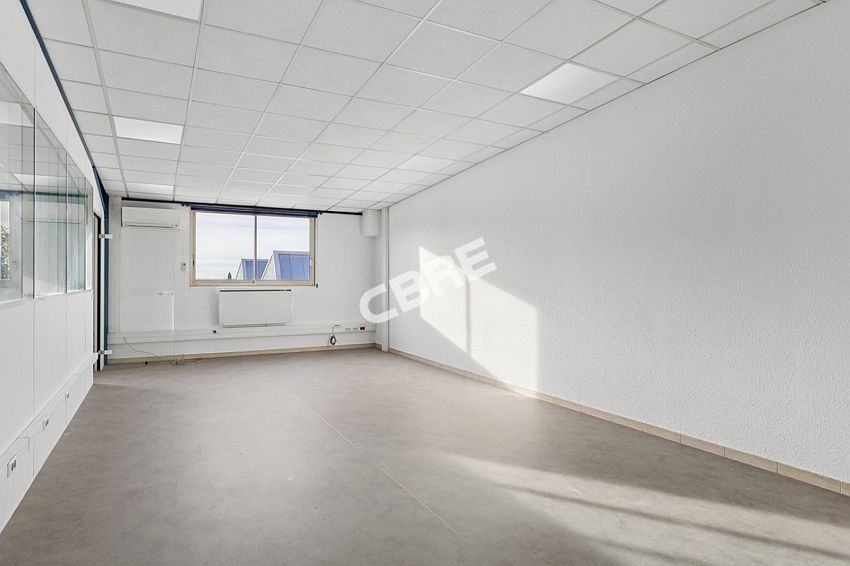 Local d'activités Location 93170 BAGNOLET