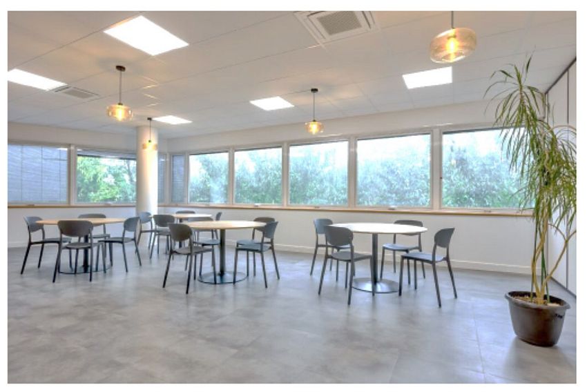 Bureau Location 91080 COURCOURONNES