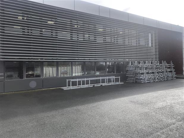 Entrepôt / Local d'activités Vente/Location 33560 CARBON BLANC